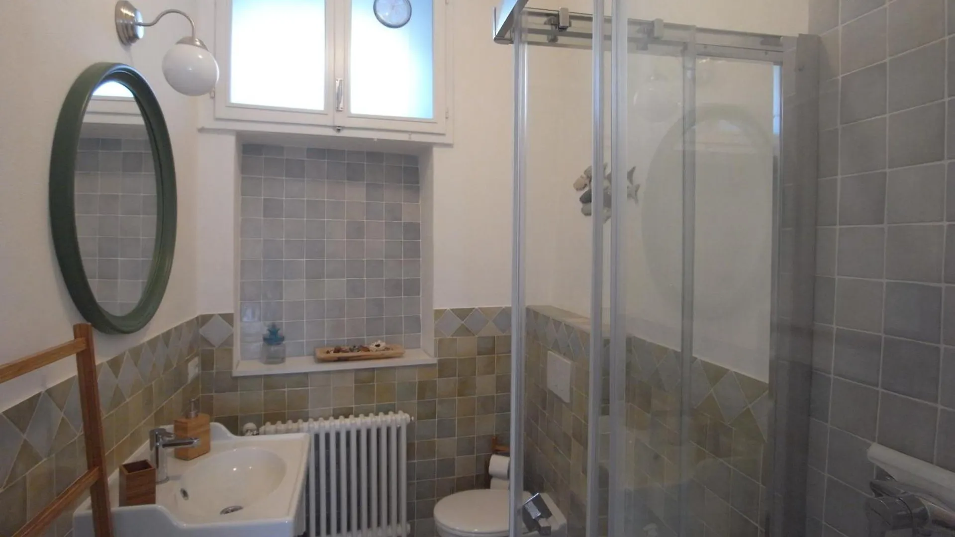 Ca' Nova - Casa In Antico Borgo Διαμέρισμα Laveno-Mombello 0*,  Ιταλία