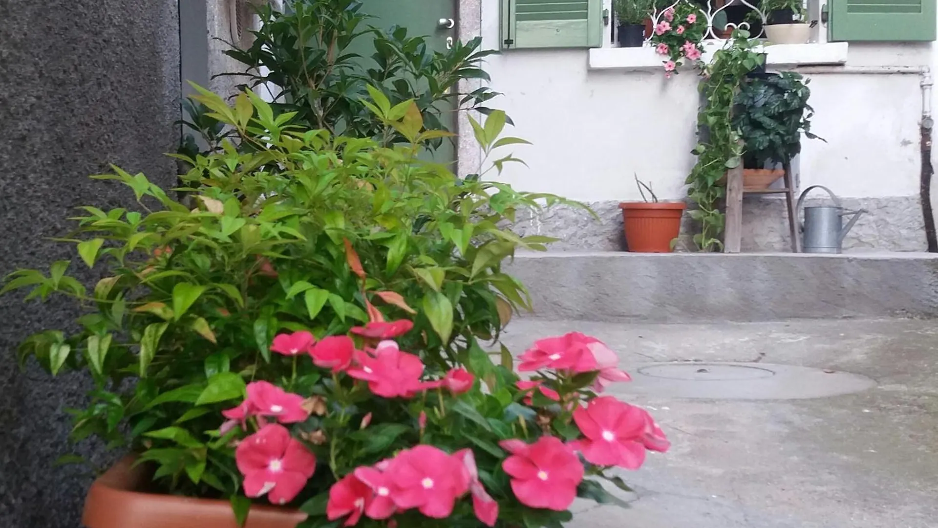 Appartement Ca' Nova - Casa In Antico Borgo à Laveno-Mombello